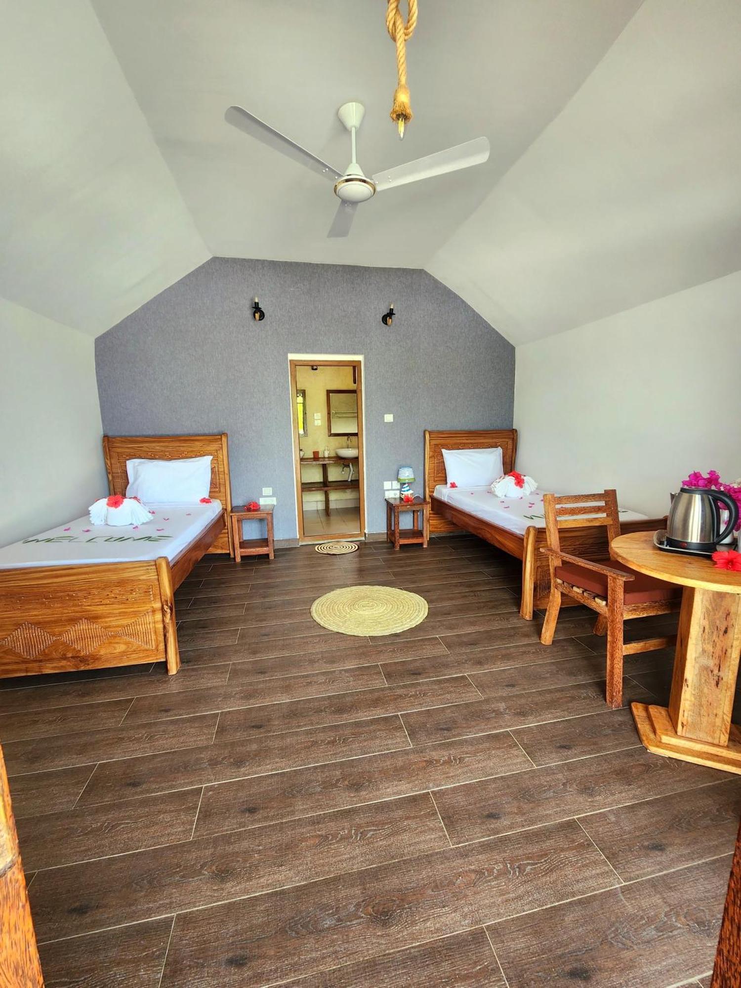 Almas Beach Boutique Hotel Makunduchi Екстер'єр фото