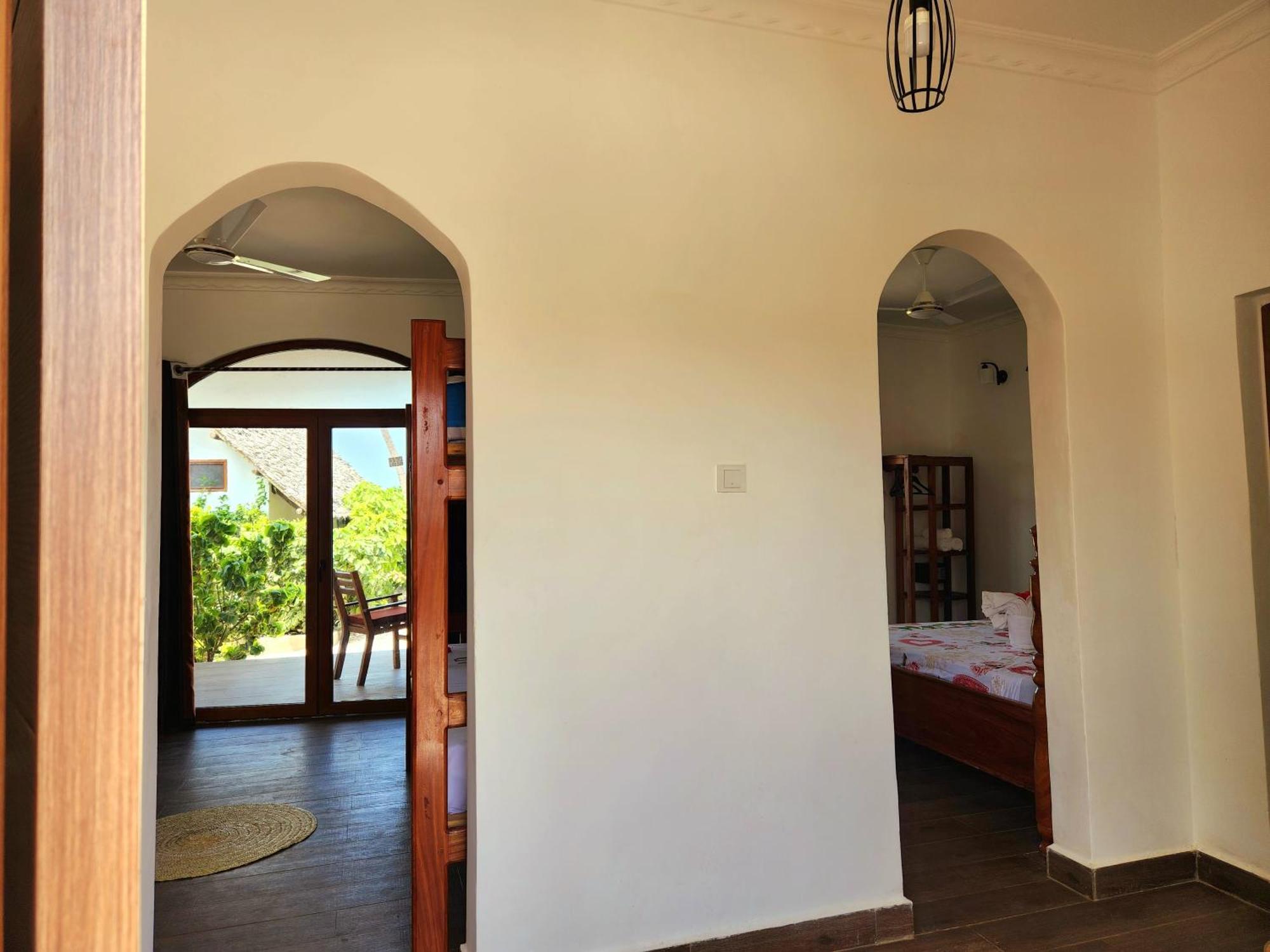 Almas Beach Boutique Hotel Makunduchi Екстер'єр фото