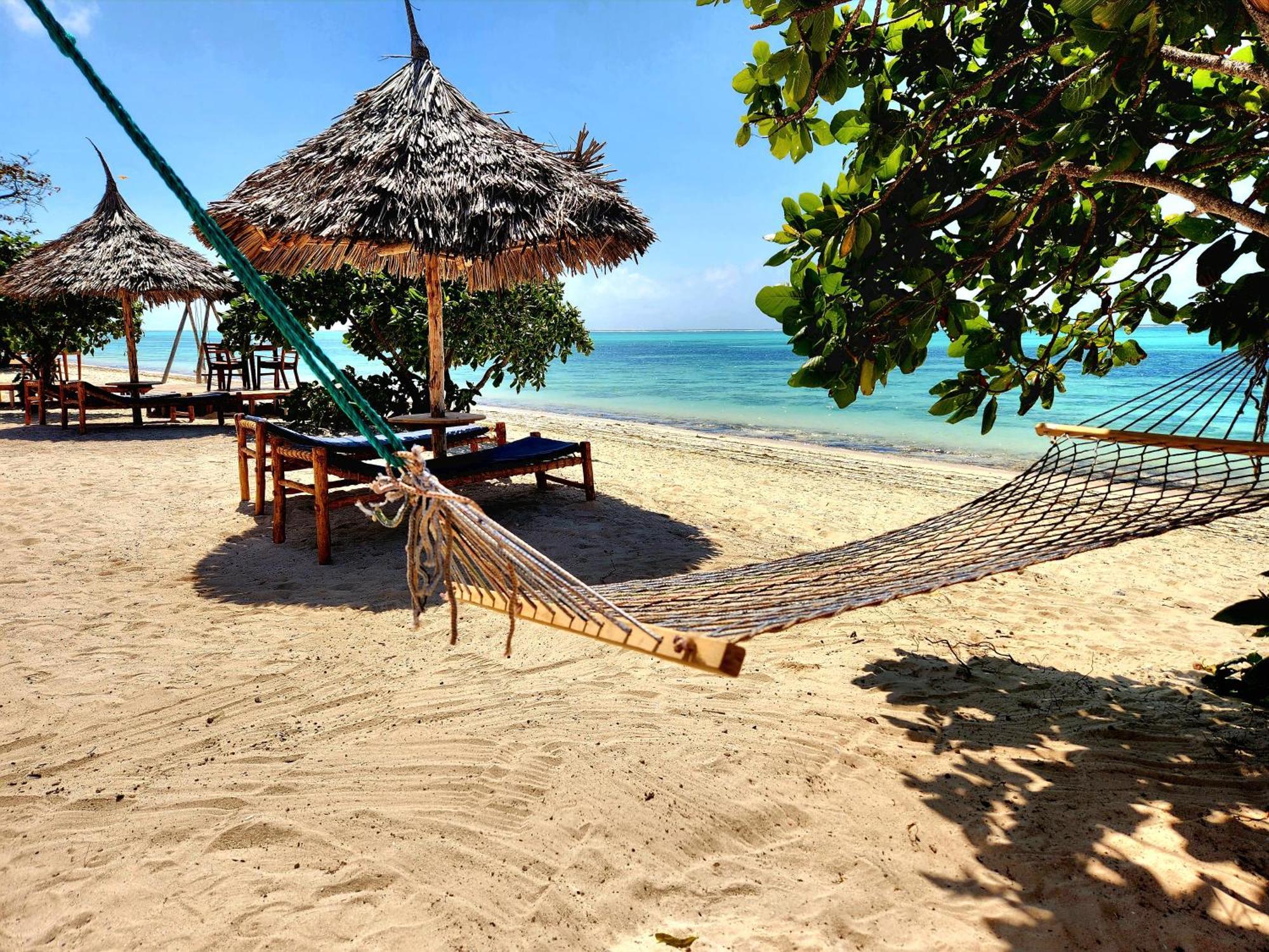 Almas Beach Boutique Hotel Makunduchi Екстер'єр фото